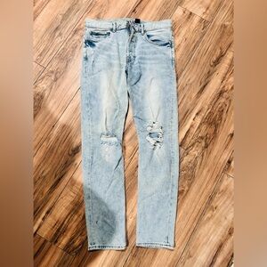H&M Light Wash Skinny Jeans with Knee Rips